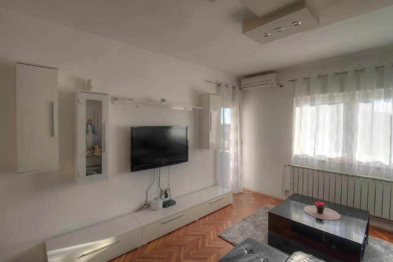 Melanie Apartment Privlaka