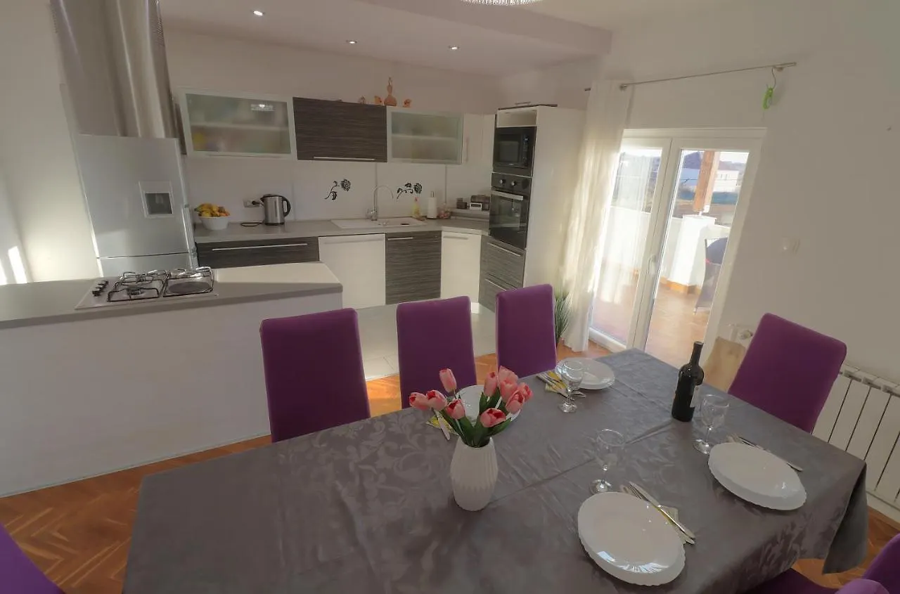Melanie Apartment Privlaka
